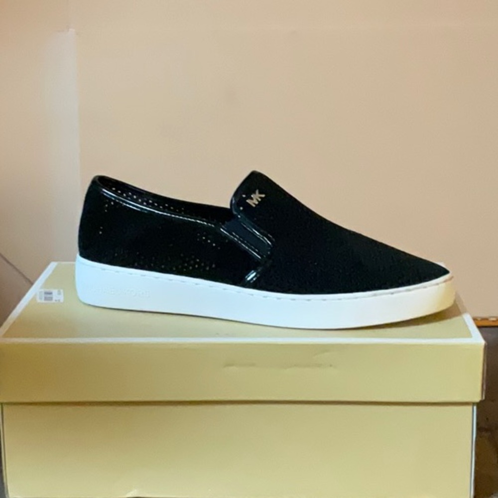 NEW SIZE 8.5 Black Michael Kors Brett Slip On Mesh Suede Sneaker